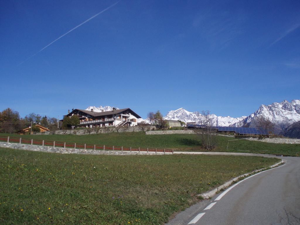 Agriturismo Plan D'Avie Aosta Phòng bức ảnh