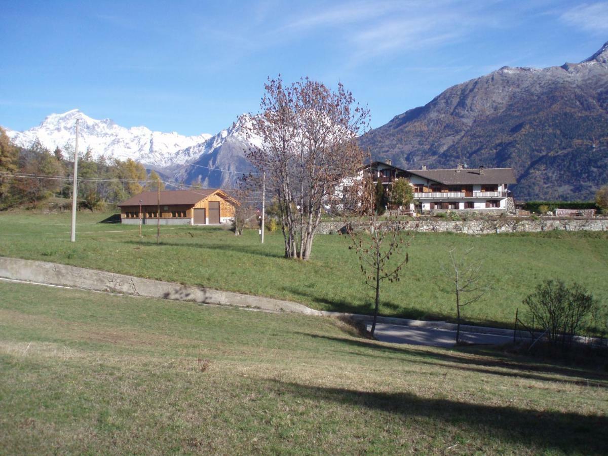 Agriturismo Plan D'Avie Aosta Ngoại thất bức ảnh
