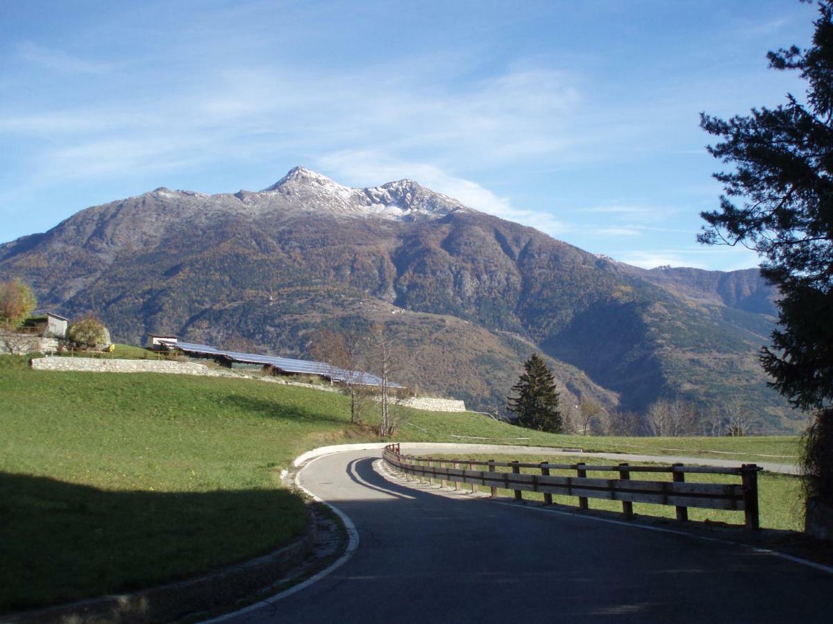 Agriturismo Plan D'Avie Aosta Ngoại thất bức ảnh